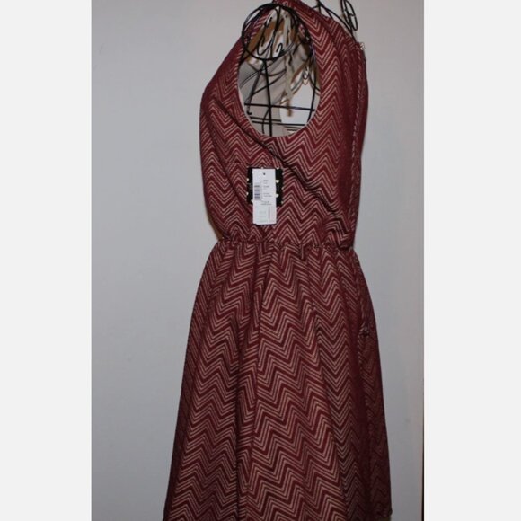 Heartsoul NWT Red Chevron Sleeveless Dress Back Zip Sz M Holiday Christmas Party - Picture 9 of 9